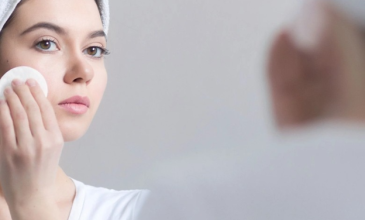 بهترین تونر برای پوست مختلط: راهنمایی جامع برای متعادل‌کردن چربی و خشکی پوست